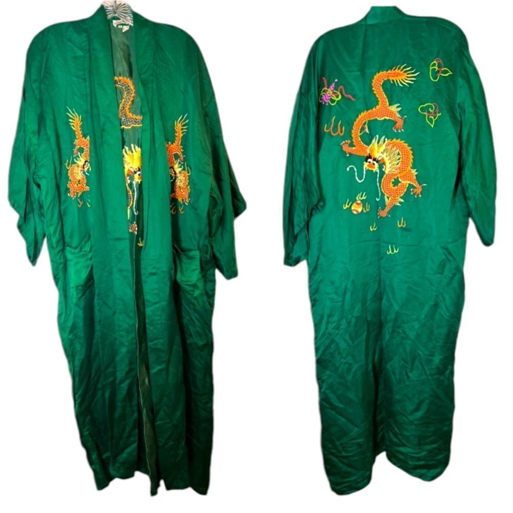 GOLDEN DEER vintage 100% Silk Embroidered Dragon Robe